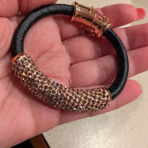 Joan Boyce Rose Tone crystal leather bracelet - Picture 3 of 5